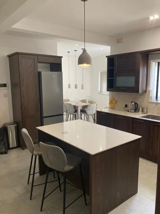 Dream Theatre Maisonette Marsaskala